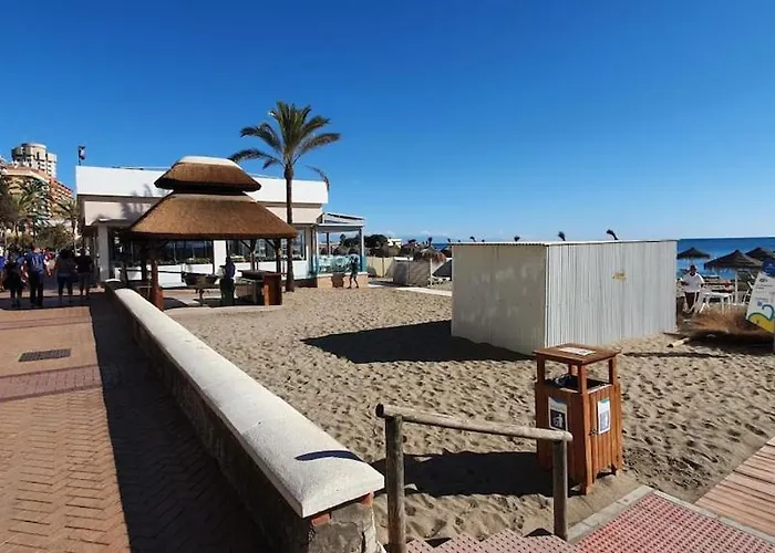 & Quite 2bdr Beachfront *