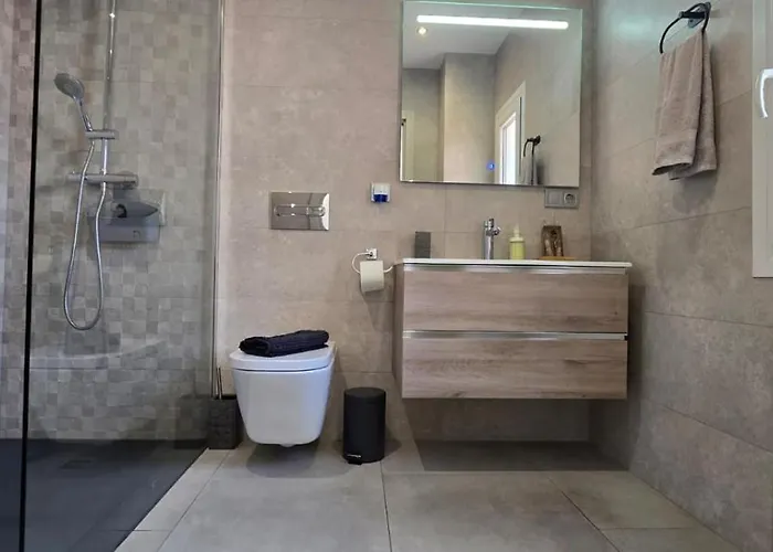 & Quite 2bdr Beachfront Apartmán Fuengirola